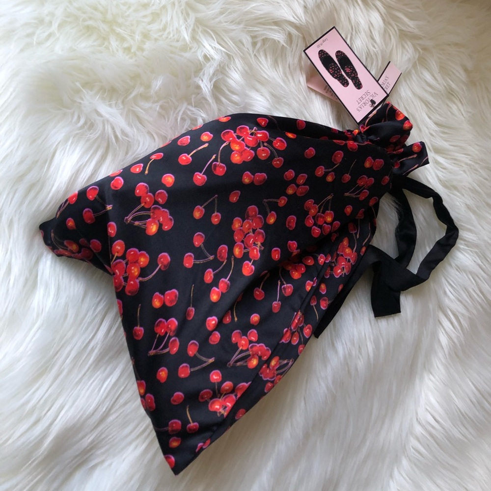 Victoria's Secret Cherry Slippers Size 9-10
